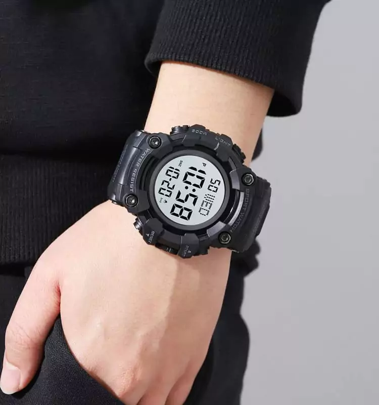 SKMEI 1968 rugged watch