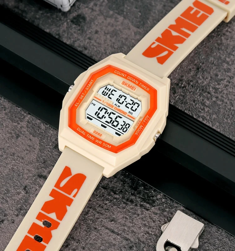SKMEI 2282 rubber strap watch