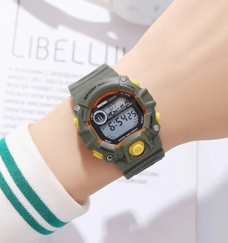 SKMEI 2288 rugged kids watch